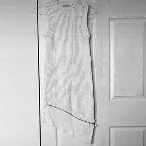 Finders Keepers | Asymmetrical Cream Sweater Knit Dress XS